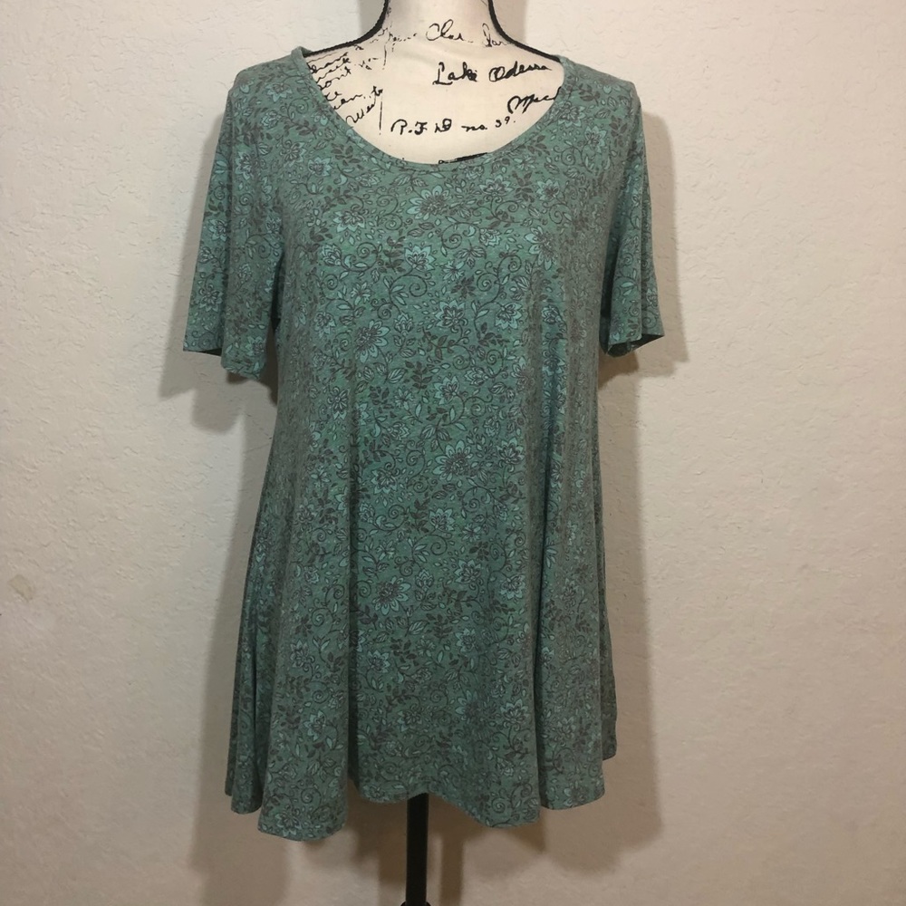 LulaRoe Perfect Tee